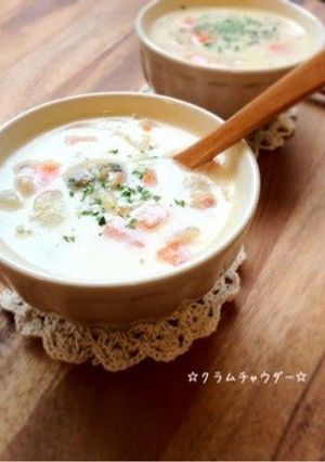 A picture of Thick Clam Chowder.