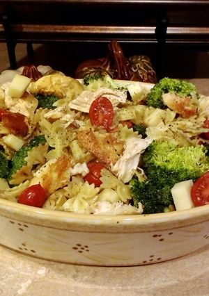 A picture of Easy peasy leftovers pasta salad.