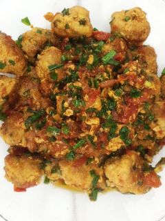 Hình của món Thịt băm viên chiên sốt cà chua đơn giản thơm ngon.