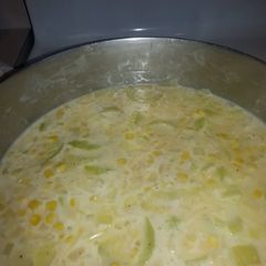 Yellow squash cheesy soup A picture of Yellow squash cheesy soup.