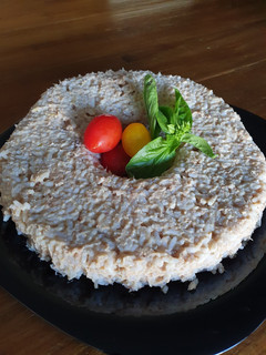 Una foto de Rosca de arroz con atún