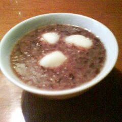 A picture of Mock Shiruko! With Kidney Beans.