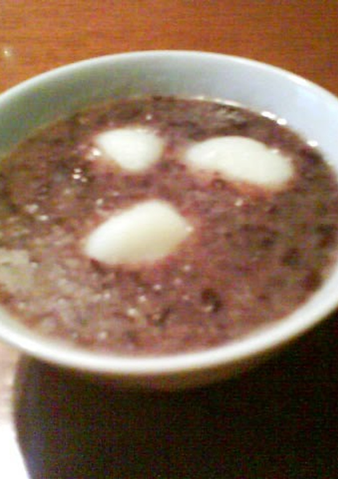 A picture of Mock Shiruko! With Kidney Beans.