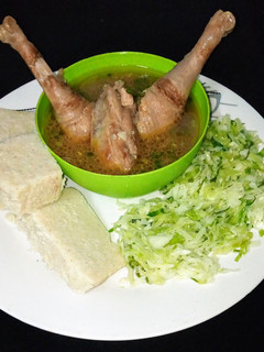 A picture of Kenyan Kienyeji chicken pepper soup.