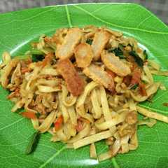 A picture of Mie Goreng Spesial.