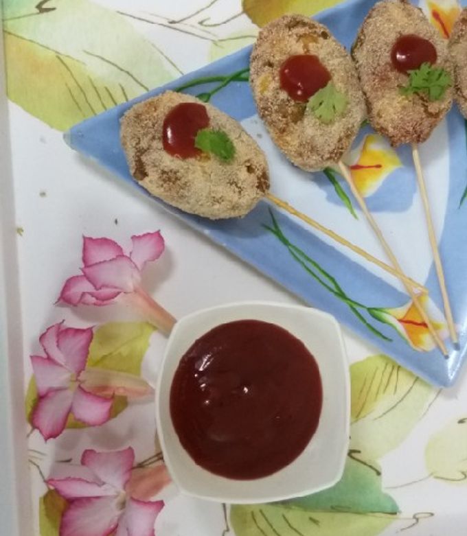 A picture of Corn potato lollipop.