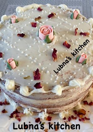 A picture of Red Velvet Cake with Cream Cheese Frosting:.
