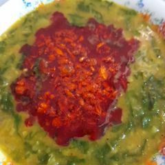 A picture of Lehsuni dal palak.