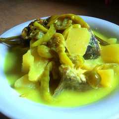 A picture of Ikan laut masak kuning.