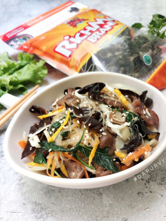 Foto resep JAPCHAE / Korean Noodles with Meat and Mushroom