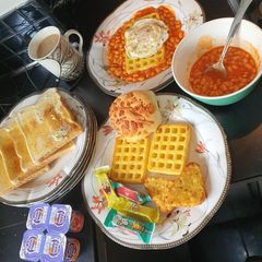 A picture of Breakfast.