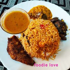 A picture of Prawns Biryani Thali.