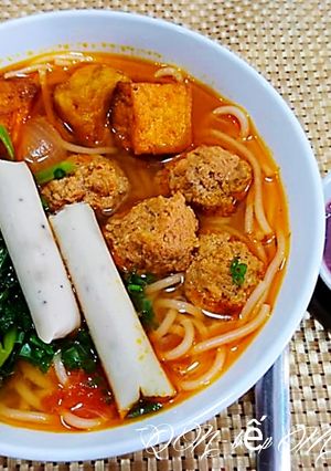 Hình của món Canh bún chả cua.