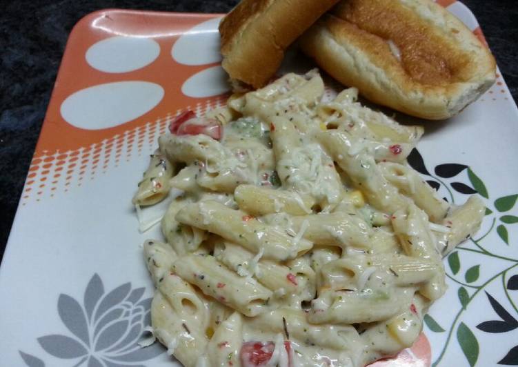 Penne in White sauce