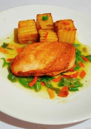 A picture of Grilled Chicken and Potato Fondant.