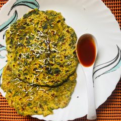 A picture of Safflower Cheese Paratha.