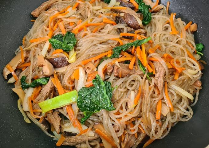 Japchae (resep asli orang Korea)