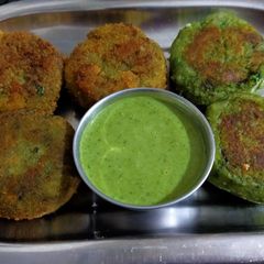 A picture of Hara Bhara Kabab (Deep fried and Roasted).