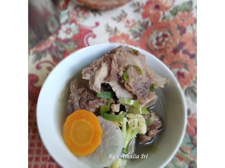 Cara Mudah Menyiapkan Resep Sop Tulang Sapi yang Menggugah Selera Anti Ribet, Bikin Ngiler