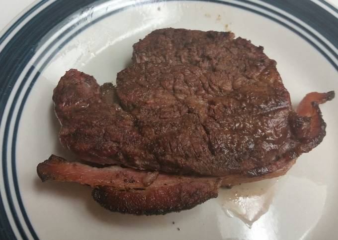 Recipe of Quick Fillet Mignon wrapped in Applewood Bacon
