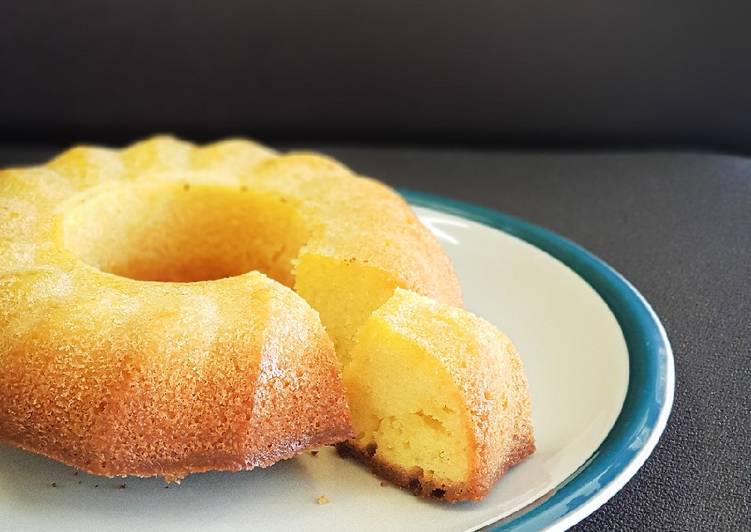 Traditional Butter Cake
