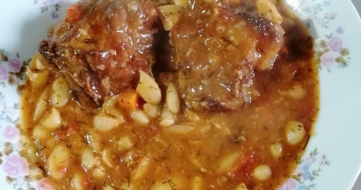 Fasole cu costiță afumată (rețeta lui Bărbosu)-image
