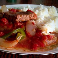 A picture of Hearty Stewed Beef.