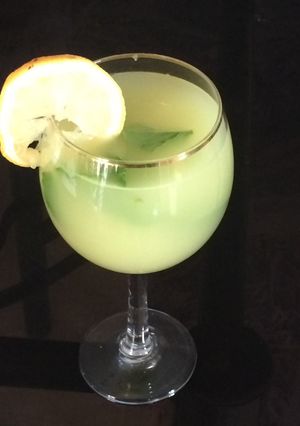 A picture of Ginger Roots Juice With Pineapple, Lemon And Mint.
