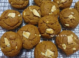 Foto resep White Chocochip and SilverQueen Soft Cookies