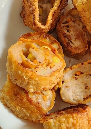 Hình của món Váng đậu cuộn giò sống chiên.