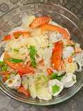 ยำเห็ดหูหนูขาว (เจ)