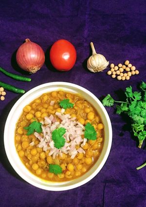 A picture of Bengali Ghugni.