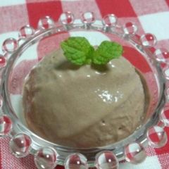 A picture of Rich! Smooth Tofu Chocolate Ice Cream.