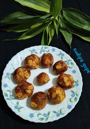 A picture of Corn Cheese Balls.