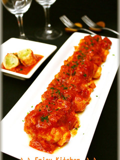 A picture of Meat-Wrapped Cabbage Simmered in Tomato Sauce.