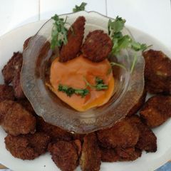 A picture of Fried pickles.