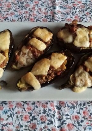 Foto principal de Berenjenas rellenas con piñones