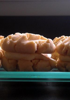 A picture of Yoyos biscuits.