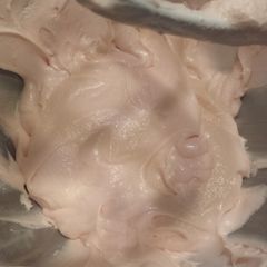 A picture of Strawberry Buttercream.