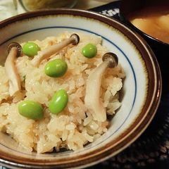 A picture of Easy Shimeji Mushroom & Edamame Sticky Rice.
