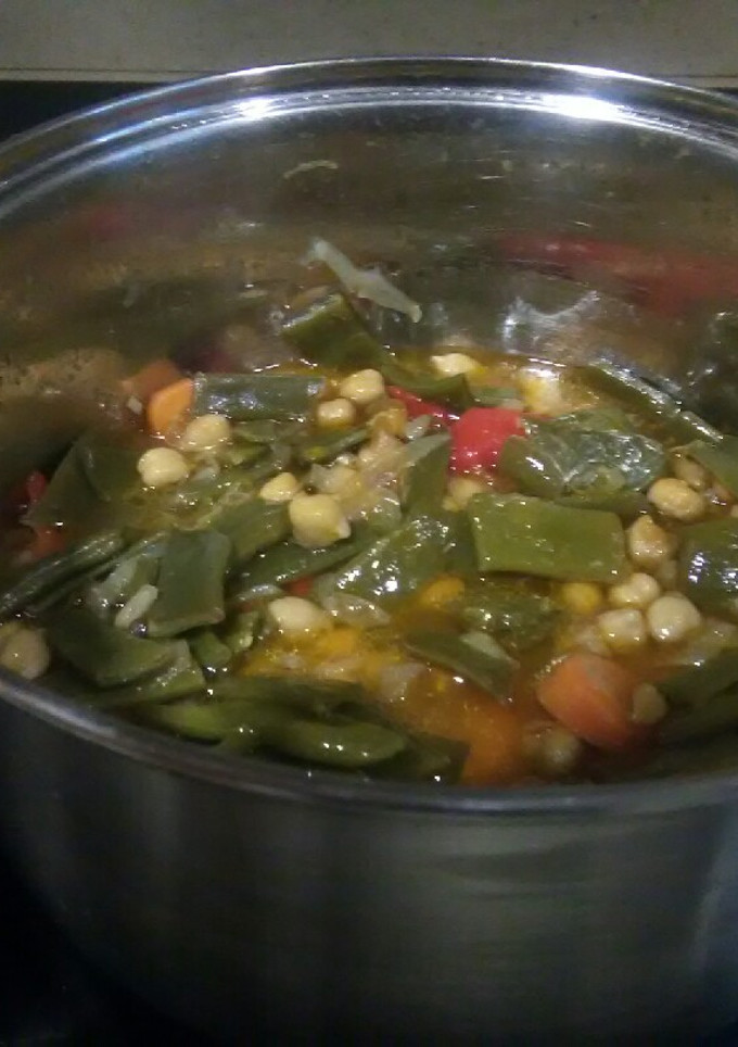 Una foto de Potaje de verduras