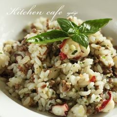Ground Beef & Octopus Basil Fried Rice A picture of Ground Beef & Octopus Basil Fried Rice.