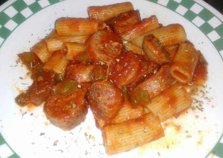 Simple Way to Make Perfect Rigatoni w/ Green Peppers, Italian Sausage and Garlic