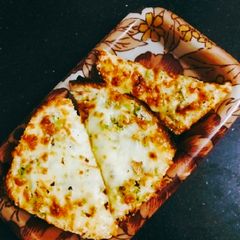 A picture of Cheese garlic bread.