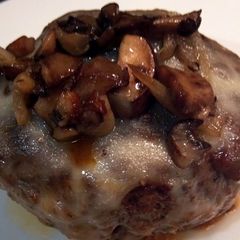 A picture of Salisbury Steak.