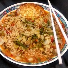 A picture of Soupy veg noodles.