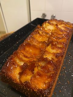 Una foto de Torta invertida de manzana 🍎