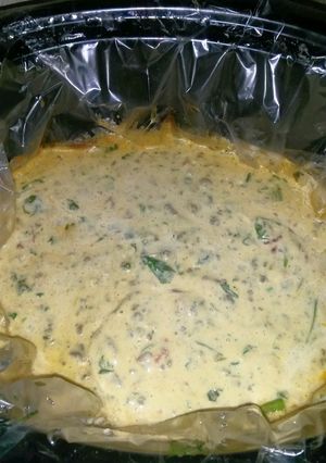 A picture of Crockpot Queso.