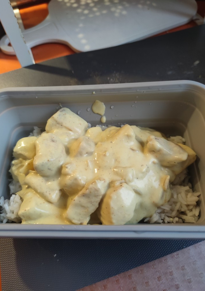 Una foto de Pollo al curry