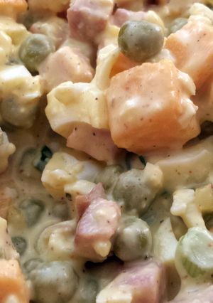 A picture of Pea salad.